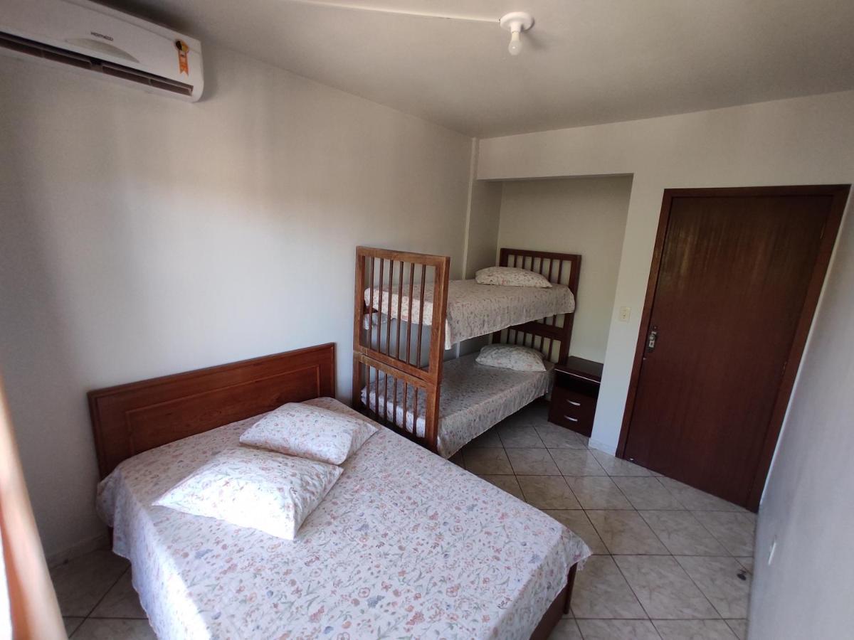 Residencial Medeiros Apartment Guarda do Embau Exterior photo
